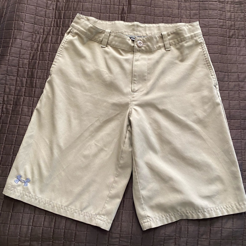 Youth Large Under Armour shorts